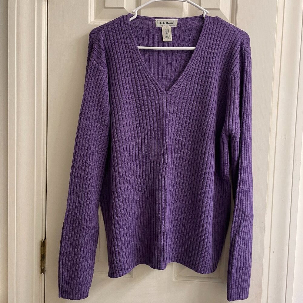 Vintage L.L.Bean Purple 100% Wool V neck Pullover Sweater